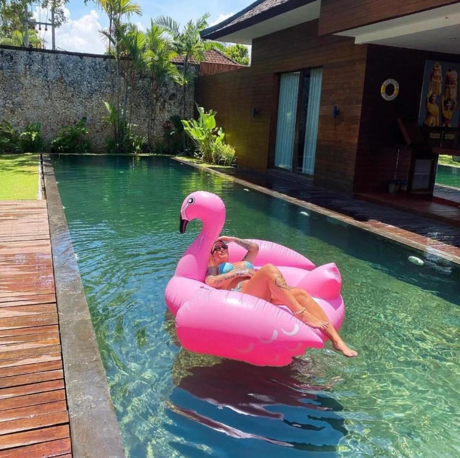 Eko Villa Seminyak - Tropical Villa, Walk To Beach Extérieur photo