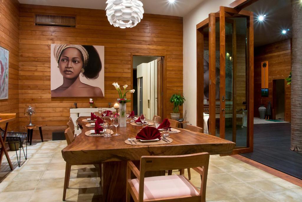 Eko Villa Seminyak - Tropical Villa, Walk To Beach Extérieur photo