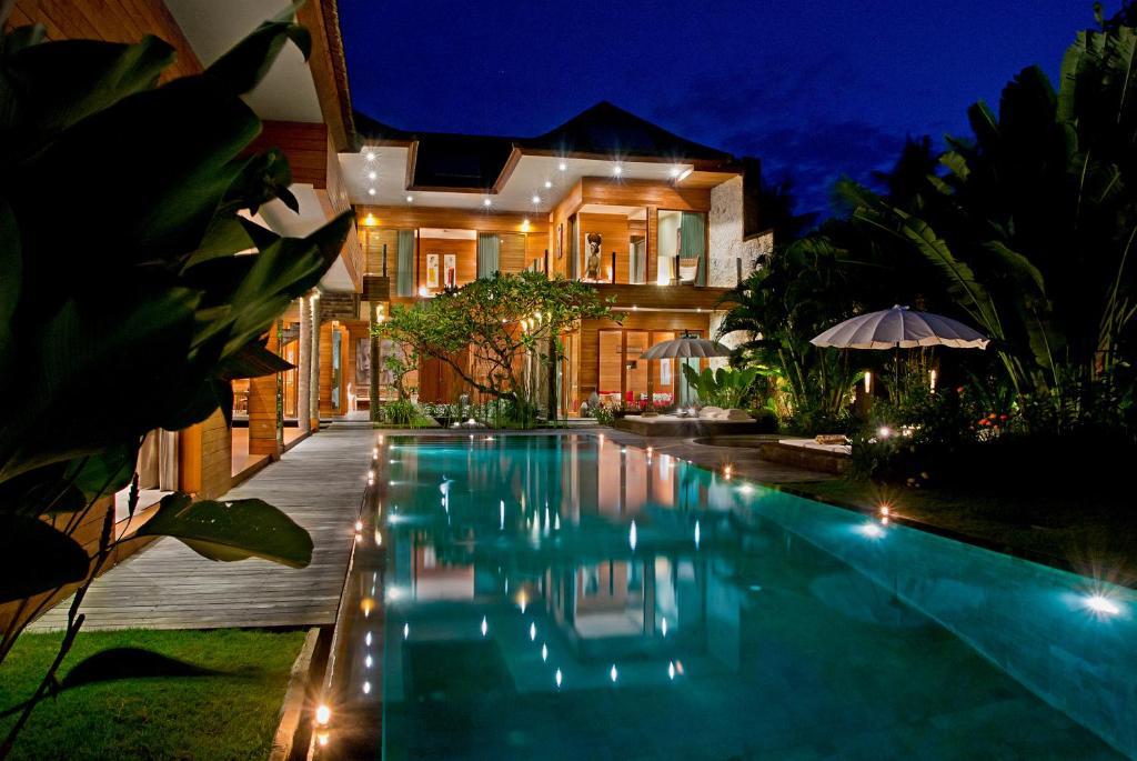 Eko Villa Seminyak - Tropical Villa, Walk To Beach Extérieur photo