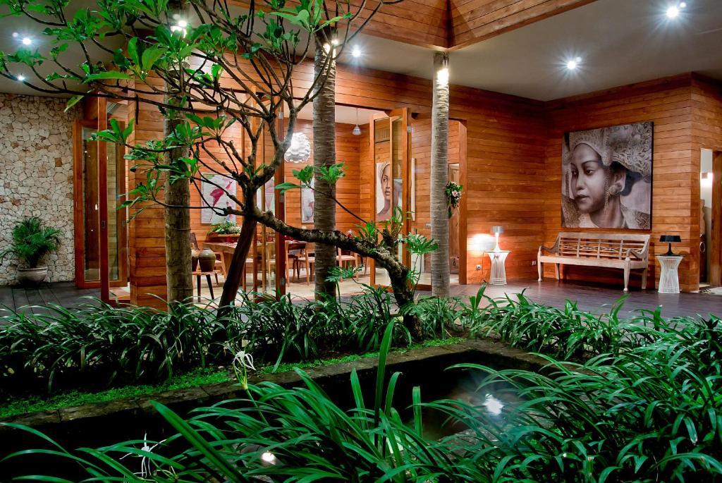 Eko Villa Seminyak - Tropical Villa, Walk To Beach Extérieur photo