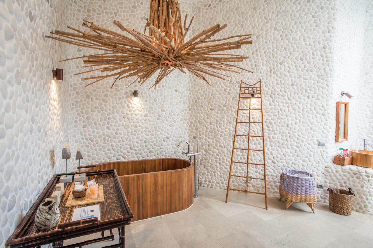 Eko Villa Seminyak - Tropical Villa, Walk To Beach Extérieur photo