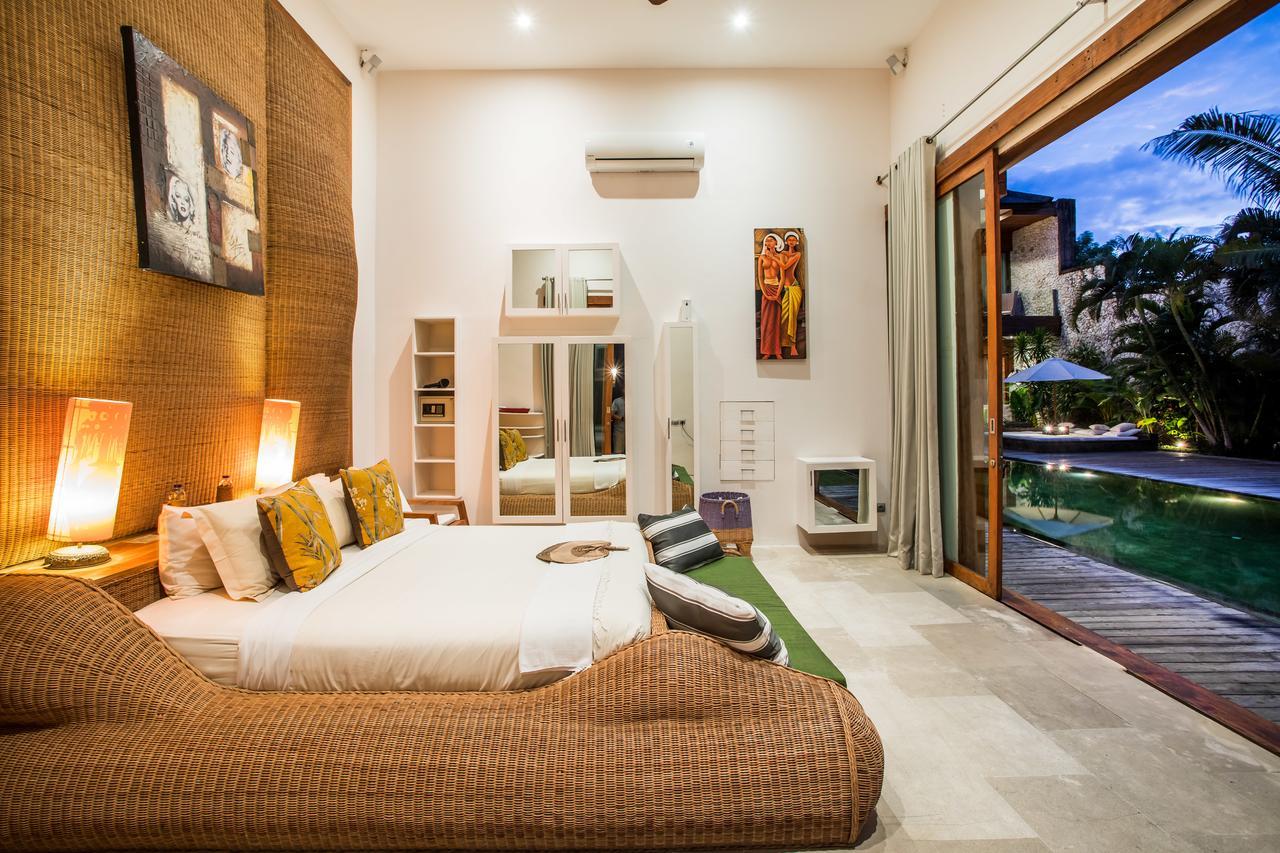 Eko Villa Seminyak - Tropical Villa, Walk To Beach Extérieur photo